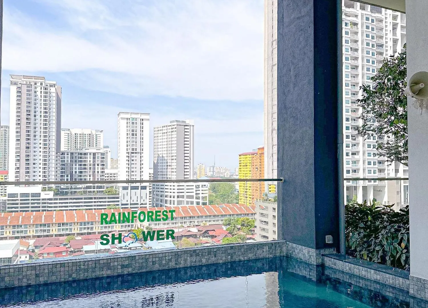 9-14 Pax Friends & Family Suites Infinity Pool & Sky Deck Penang Top View - Georgetown Penang Jelutong 0*,  Malaysia